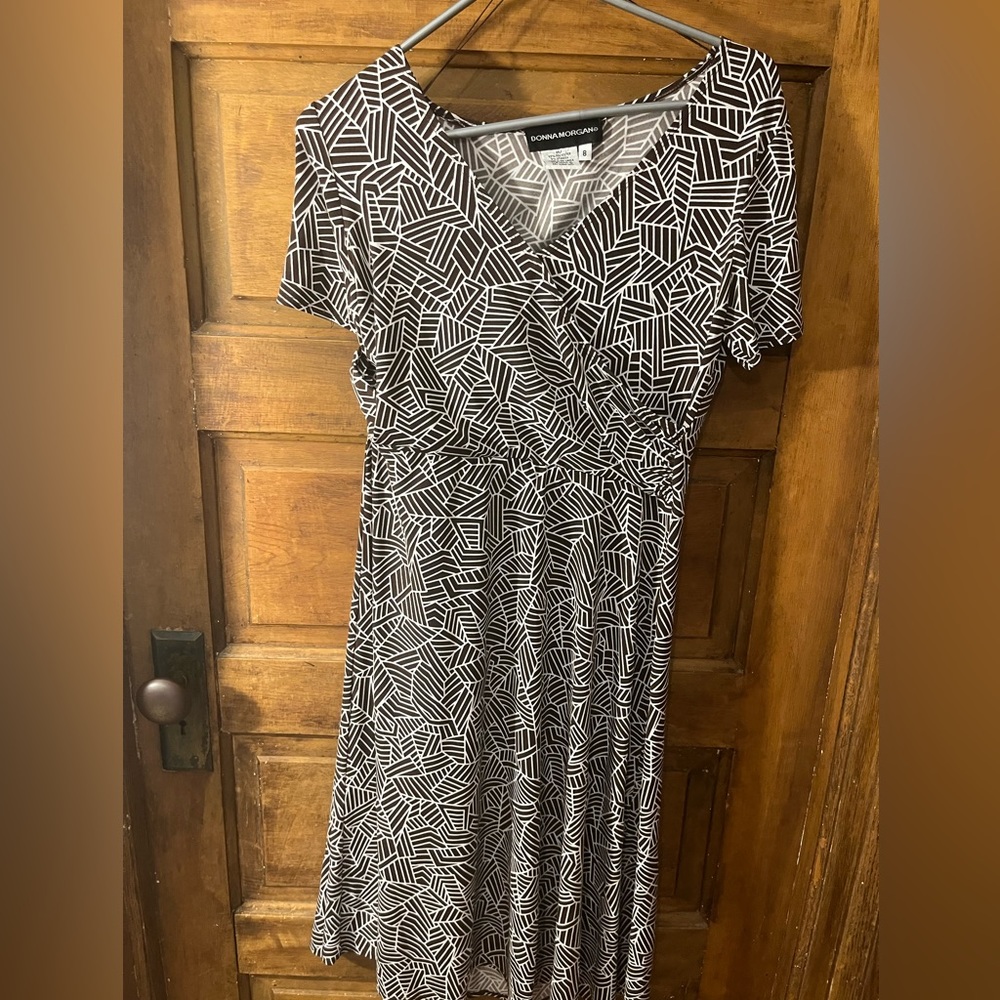Donna Morgan geometric print dress